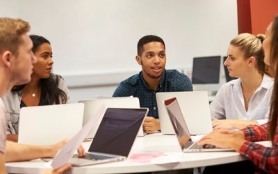 خمسة أمور عليكَ فعلها في المرحلة الجامعية..